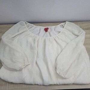 Elle Cream Colored Blouse With Gold Colored Accents. Size 1X.